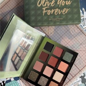 VIOLET VOSS Olive You eyeshadow palette